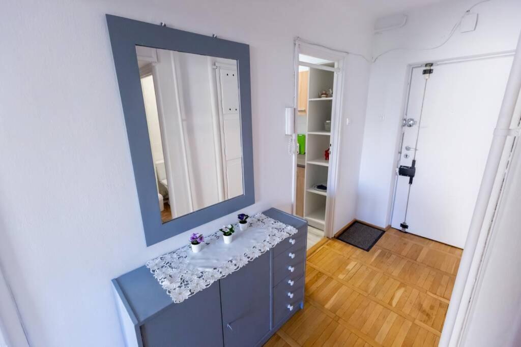 Miodowa 23, Old Town Apartment Варшава Екстериор снимка